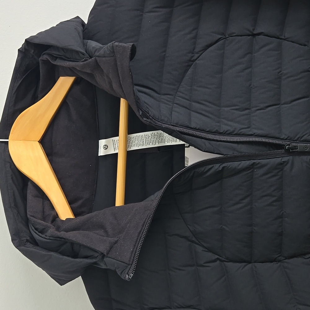 NWT Lululemon Pack It Down Jacket - Picture 7 of 8